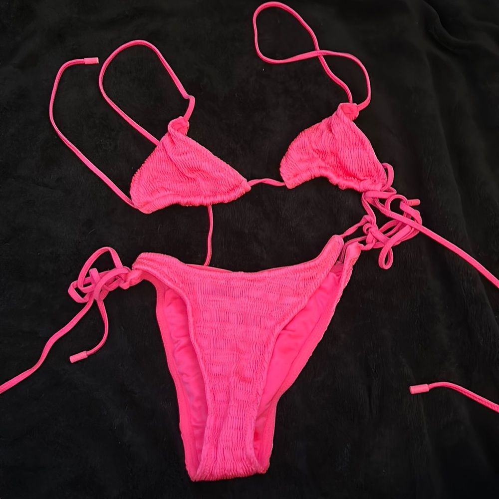 Pink Triangl bikini